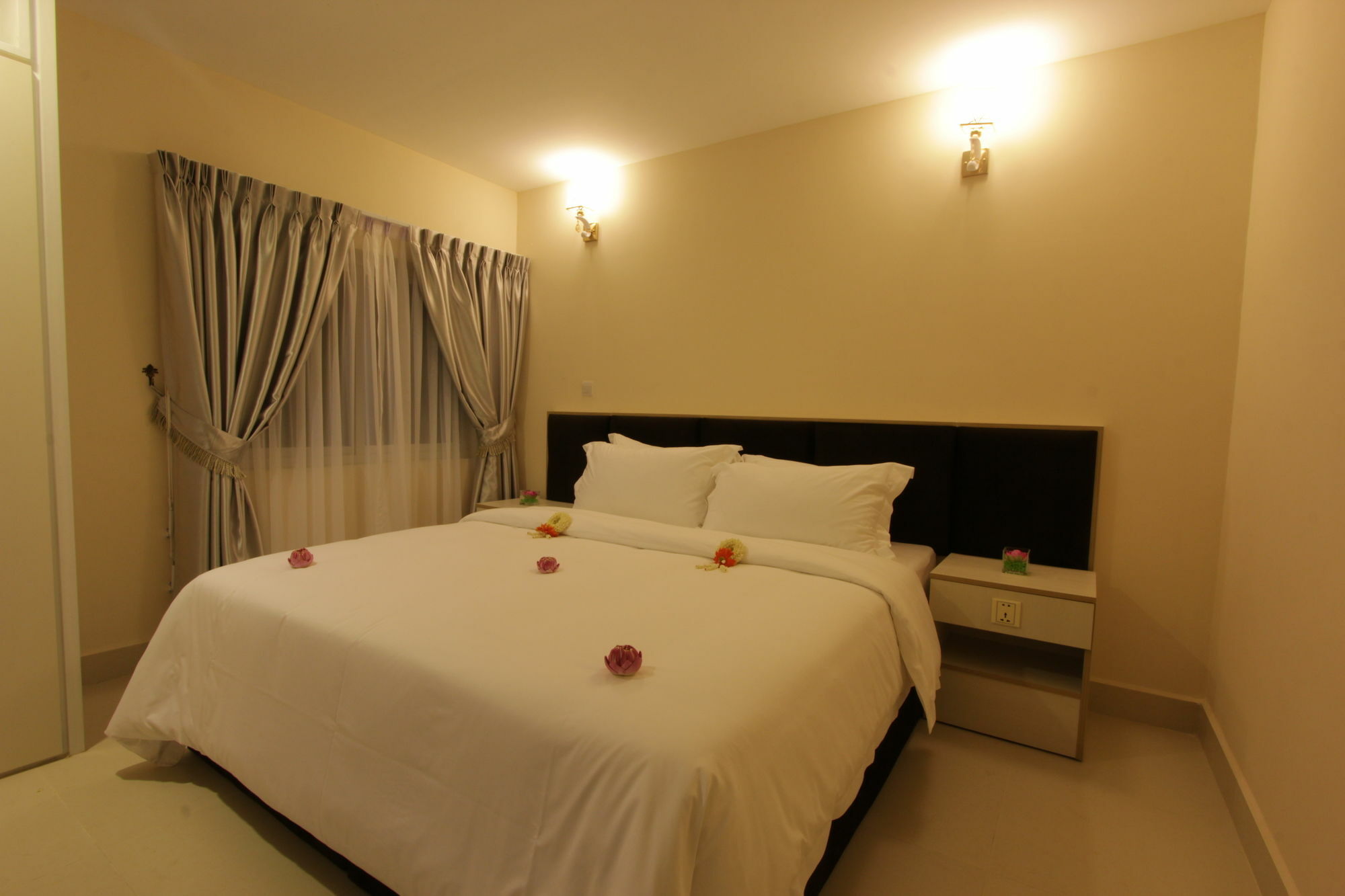 Yazhou Foryou Hotel Phnom Penh Exterior photo